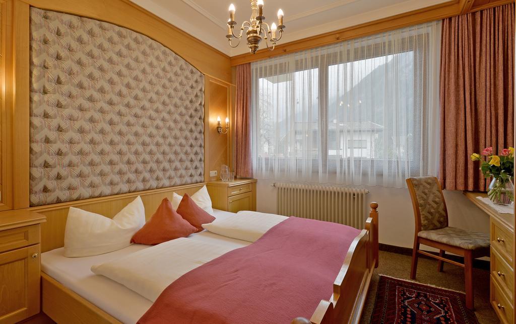 Hotel Garni Jennewein Mayrhofen Bilik gambar