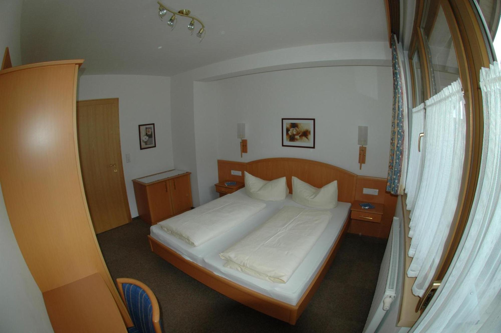 Hotel Garni Jennewein Mayrhofen Bilik gambar