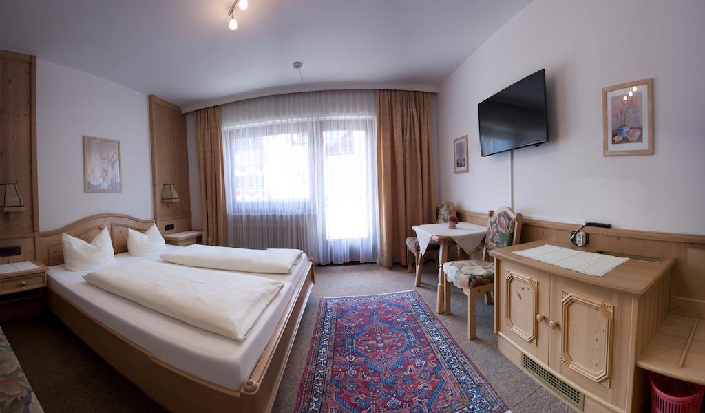 Hotel Garni Jennewein Mayrhofen Bilik gambar