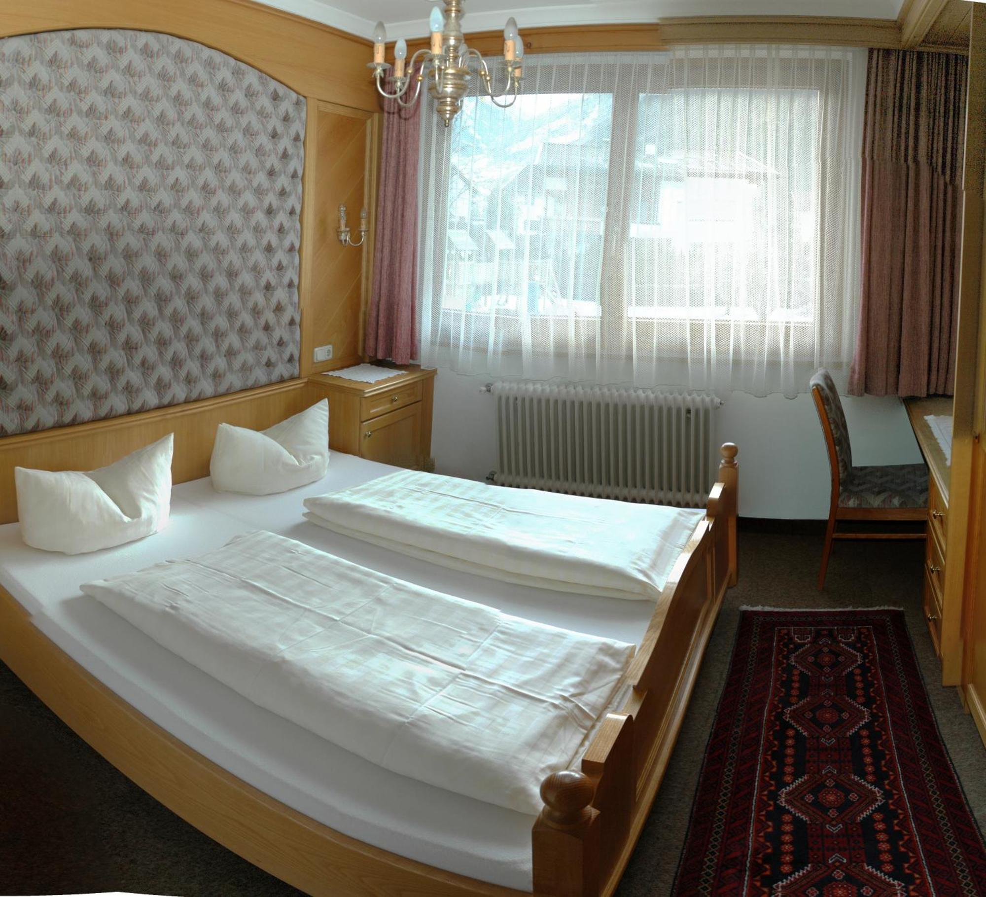 Hotel Garni Jennewein Mayrhofen Luaran gambar